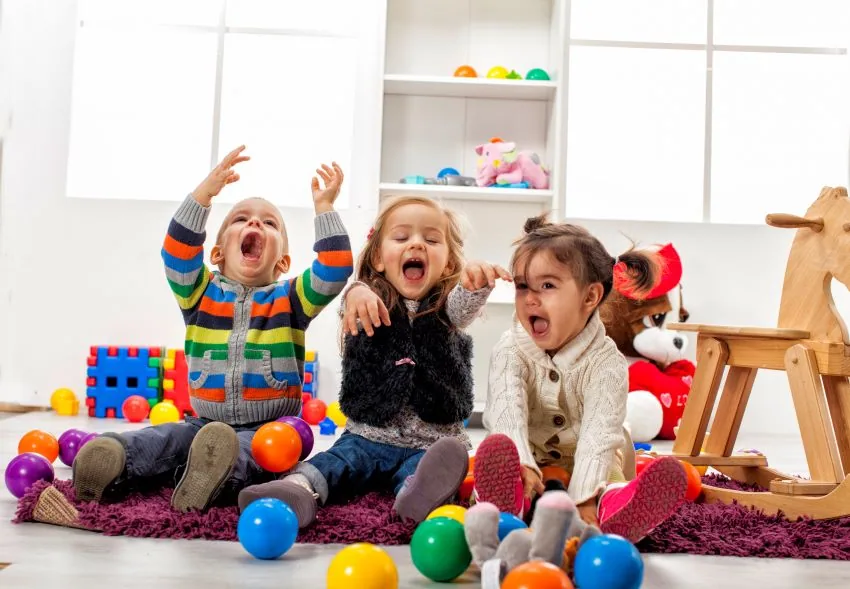 organizar juguetes en una habitación pequeña: algunos consejos